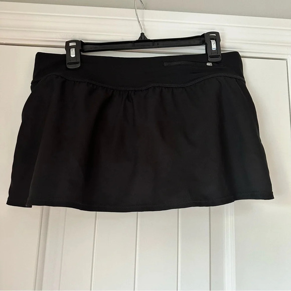 Nike Swim Boardskirt Women's Swimsuit in Black - Picture 6 of 7